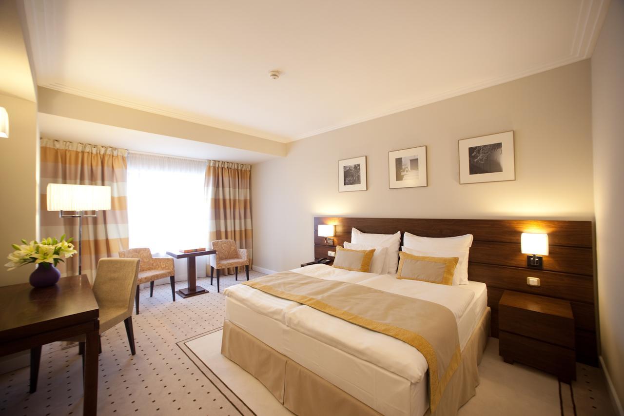 Capital Plaza Hotel Bucureşti Cameră foto