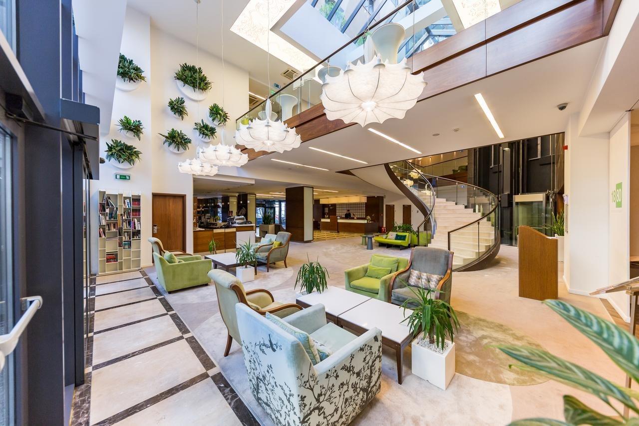 Capital Plaza Hotel Bucureşti Exterior foto